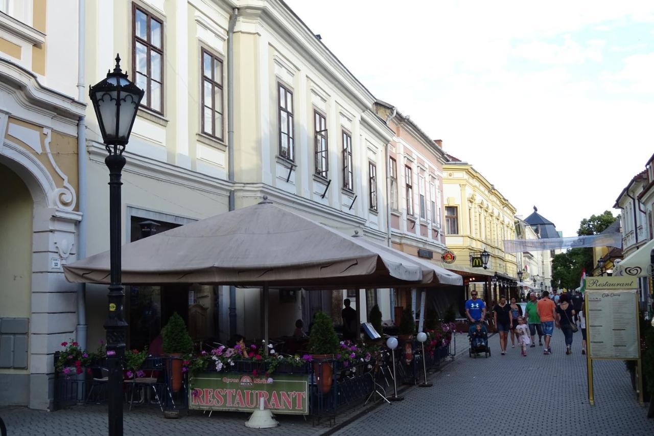 Magdalena Apartman Eger Exteriér fotografie